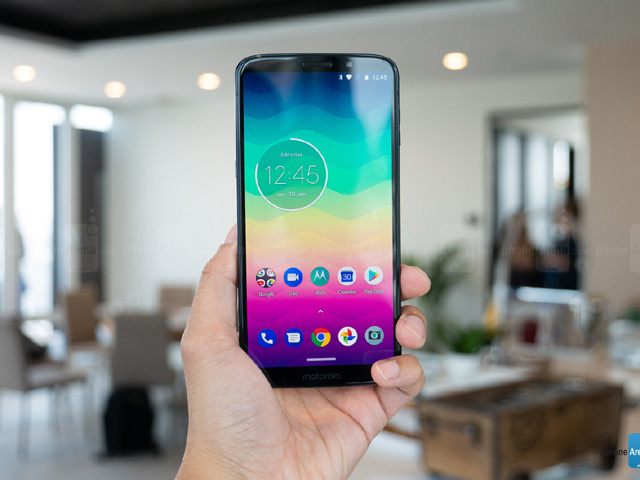 Đánh giá Motorola Moto Z3 Play giá 11,3 triệu đồng: Thiết kế đẹp, cấu hình khá