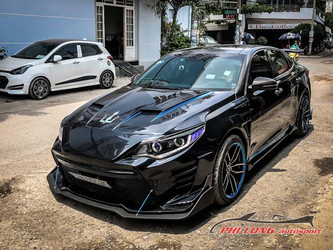 Kia Optima &#34;lột xác&#34; ngoạn mục qua bàn tay của xưởng độ Việt Nam - 1
