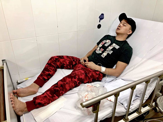 Hương Tràm vào viện chăm Cao Thái Sơn sau đêm cấp cứu “chết đi sống lại” - 1