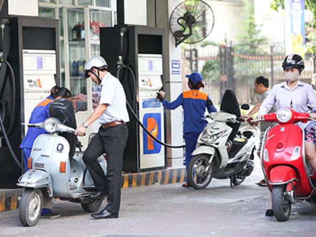 Thị trường - Tiêu dùng - Bộ Tài chính lý giải việc xăng tăng nhiều, giảm ít