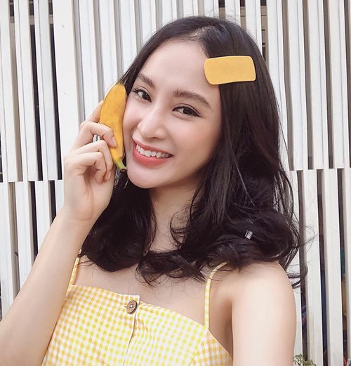 Angela Phương Trinh lăng xê mốt đeo cặp ghim nữ sinh - 6