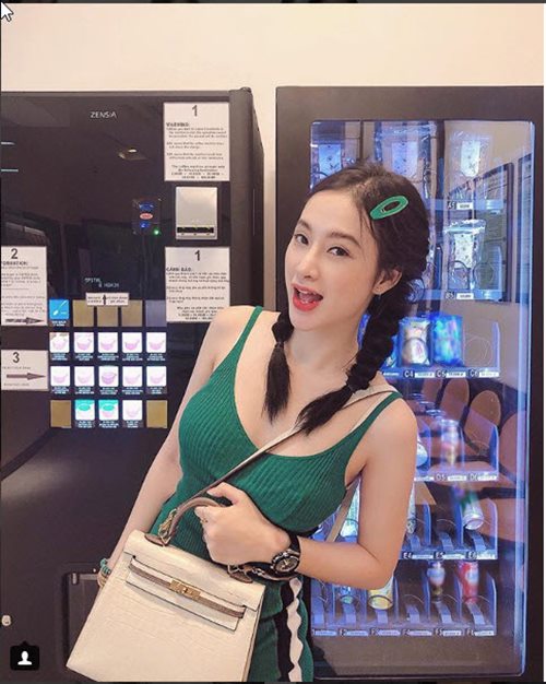 Angela Phương Trinh lăng xê mốt đeo cặp ghim nữ sinh - 1