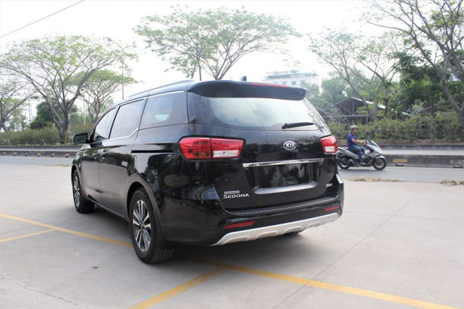 Hơn 100.000 chiếc Kia Sedona tại Mỹ bị triệu hồi vì lỗi cửa trượt tự động - 2