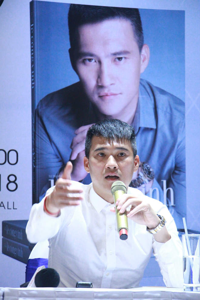 Cựu đội trưởng Lê Công Vinh: Tôi đến với bóng đá để kiếm tiền nuôi gia đình - 3