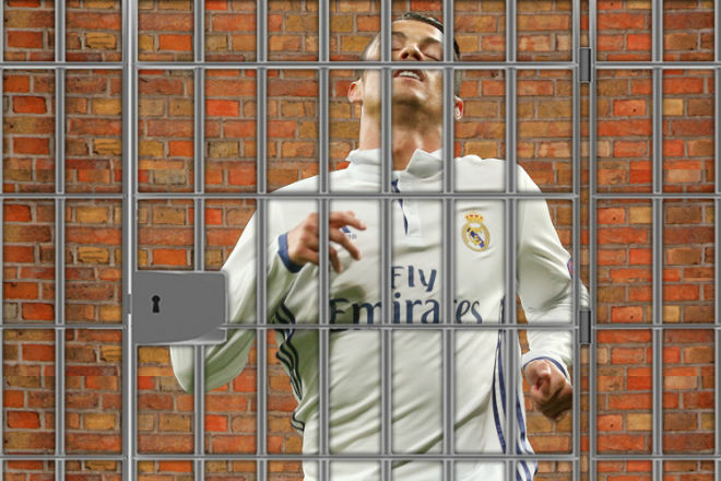 Ronaldo dứt điểm vụ trốn thuế: Chi &#34;khủng&#34; chạy án tù, an tâm dự World Cup - 1