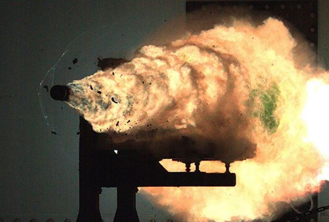 Tốc độ siêu phàm: Chỉ 2 phút từ mặt đất, railgun Nga diệt được vệ tinh - 1