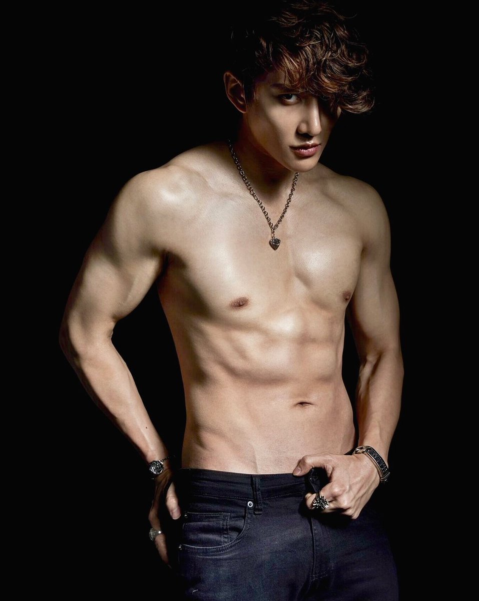 7 mỹ nam có cơ bắp "khủng" ở Thái Lan khiến chị em ngất ngây - 7