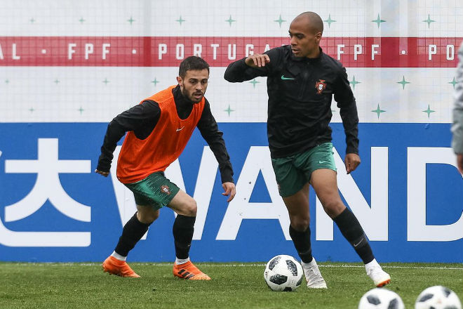 Ronaldo tập cật lực đấu SAO Real-Barca, hé lộ tương lai hậu World Cup - 10