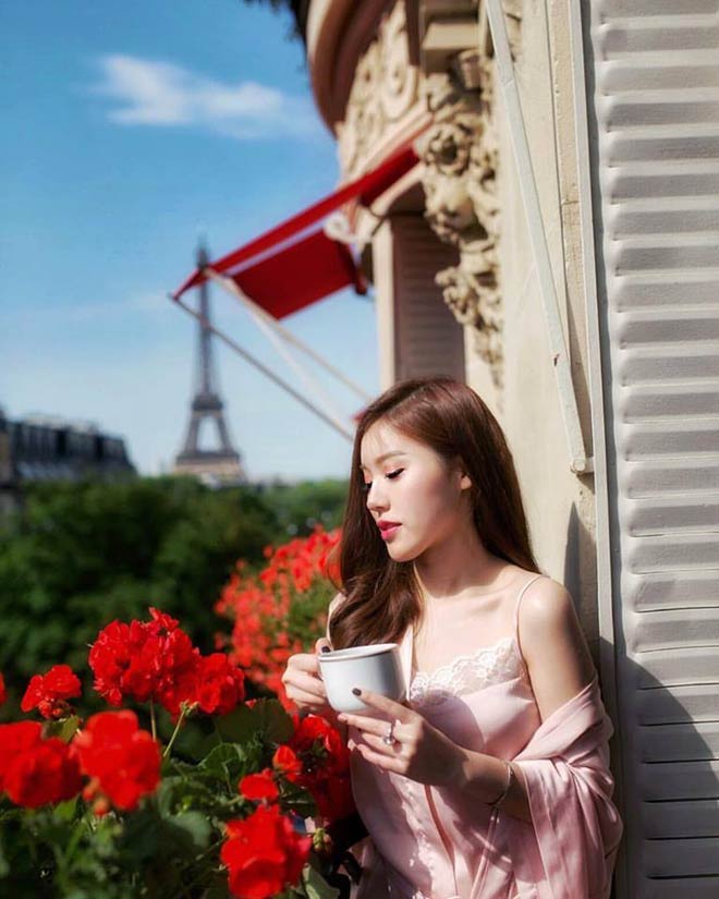 Kỳ nghỉ hè xa hoa ngút trời của tiểu thư nhà giàu Việt Nam - 5