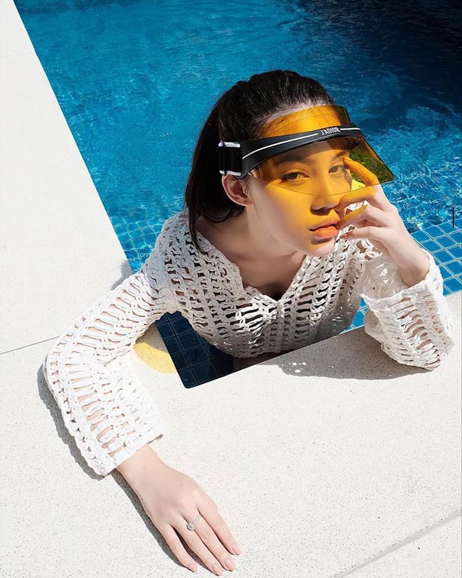 Kỳ nghỉ hè xa hoa ngút trời của tiểu thư nhà giàu Việt Nam - 10