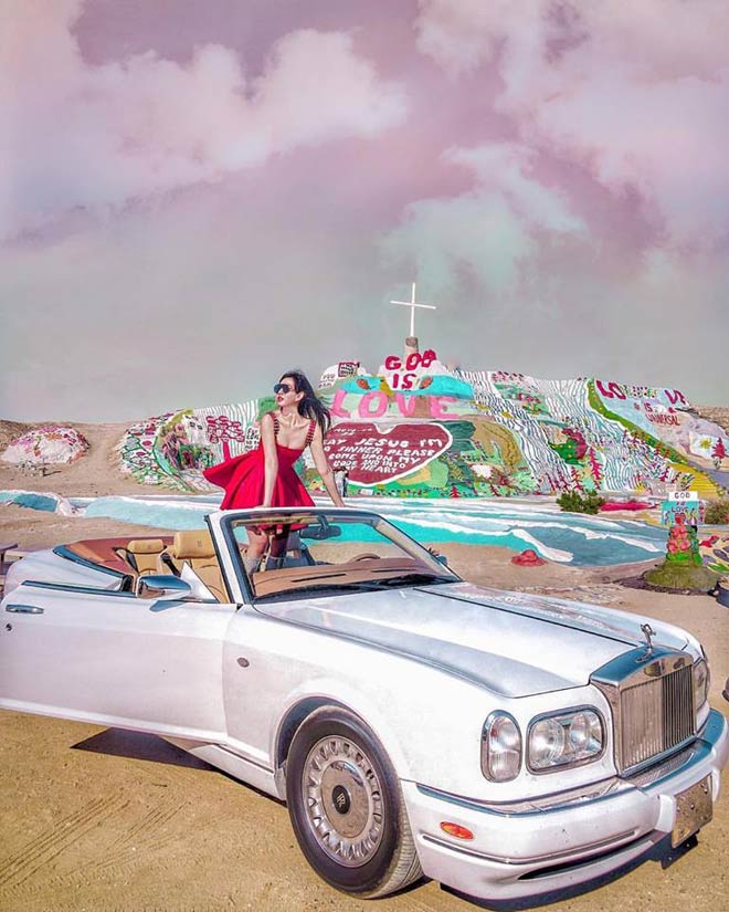 Kỳ nghỉ hè xa hoa ngút trời của tiểu thư nhà giàu Việt Nam - 12