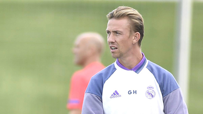 Real đón thuyền trưởng mới: Ronaldo & 5 “môn đệ” Zidane nguy cơ bị thanh lý - 1