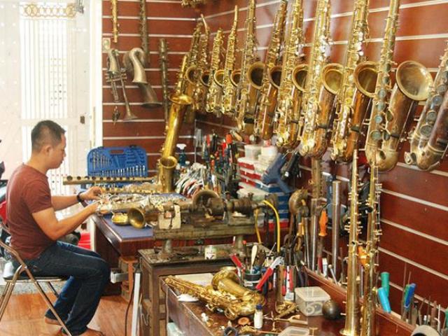 Tin tức trong ngày - 'Bác sĩ' kèn - nghề độc