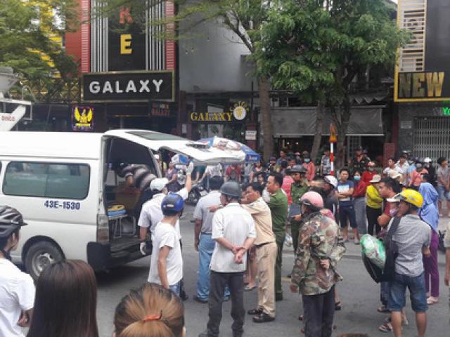 Tin tức trong ngày - Tránh xe taxi, cháu trai 8 tuổi chết thảm dưới gầm xe bồn