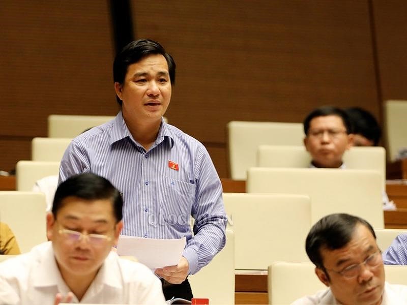 ĐBQH: Phụ huynh không muốn con em là 'chuột bạch' - 1