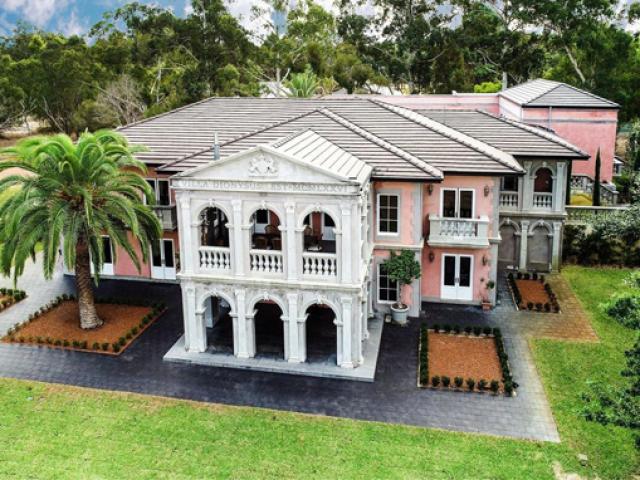 Tài chính - Bất động sản - Cặp vợ chồng mất 3 năm cải tạo nhà ở, thành quả thu được khiến ai cũng trầm trồ