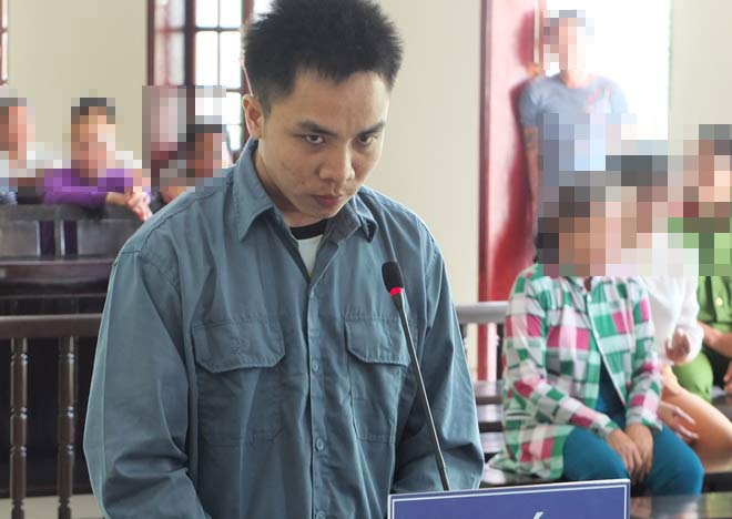 Bé gái bị gã thanh niên vờ yêu rồi nhiều lần... làm bậy - 1