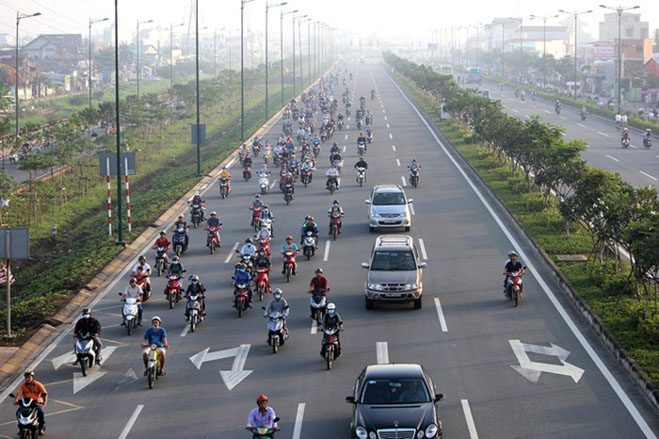 TP.HCM đề xuất giảm tốc độ tối đa đối với ôtô trên 10 tuyến đường - 2