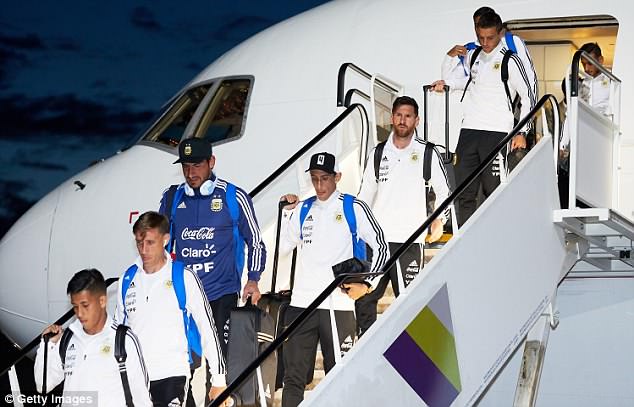 Đại chiến phong cách lịch lãm của các đội bóng mới đổ bộ tới Nga - 8