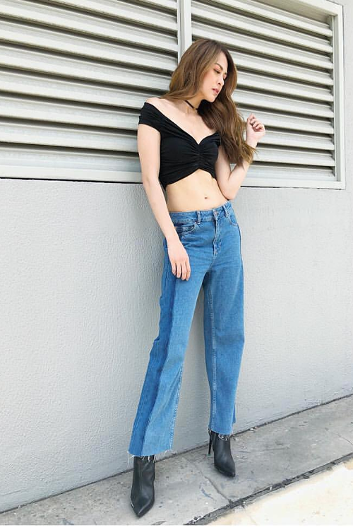 "Người đàn bà đẹp nhất Philippines" lần đầu diện áo lưới gợi trí tò mò - 9