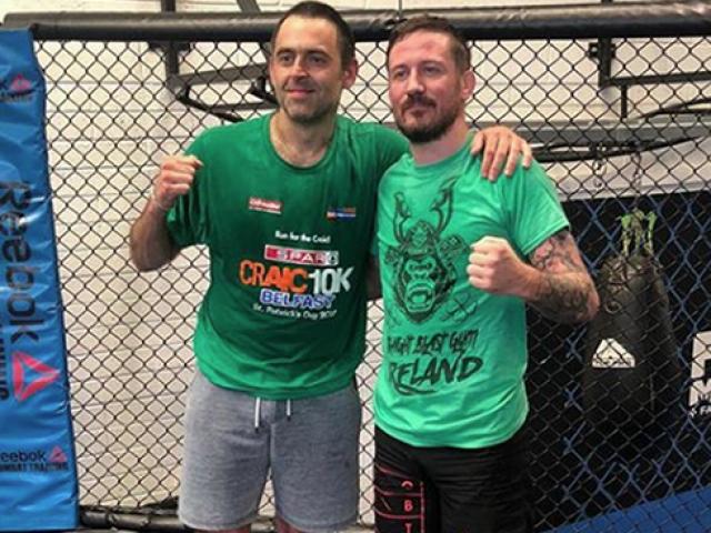 Không ngờ: Huyền thoại bi-a O’Sullivan “bẻ càng” sư phụ McGregor