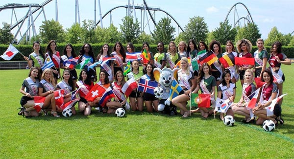 Cô gái tuổi trăng tròn đăng quang Hoa hậu World Cup 2018 - 1