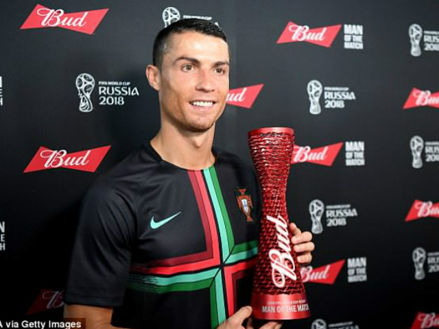 Ronaldo hat-trick lịch sử World Cup: Hơn cả Ro béo, Pele