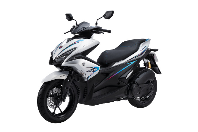 Yamaha NVX ra bản kỷ niệm 20 năm, Honda Air Blade thêm áp lực - 1