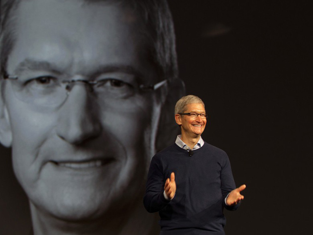 Thời trang Hi-tech - CEO Tim Cook chia sẻ câu chuyện về Steve Jobs và iPhone