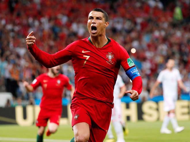 Ronaldo hat-trick World Cup 2018: MU bỏ ngang Bale, theo tiếng gọi siêu sao - 1