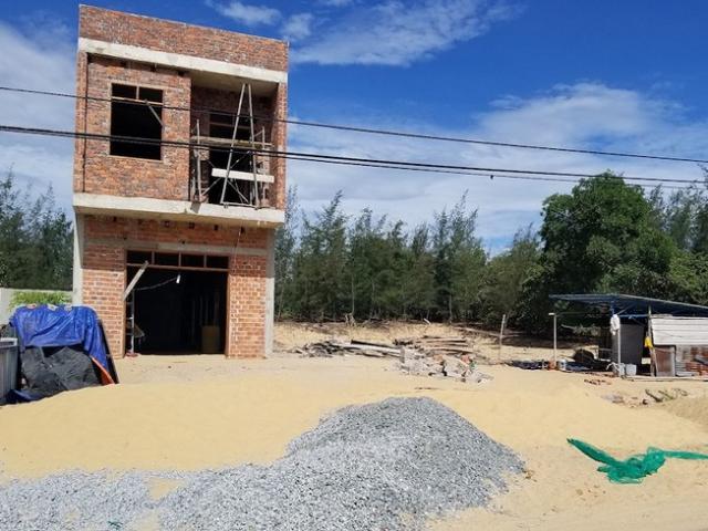 Pháp luật - Vợ chồng đang ngủ bị kẻ gian xịt hơi cay cướp vàng