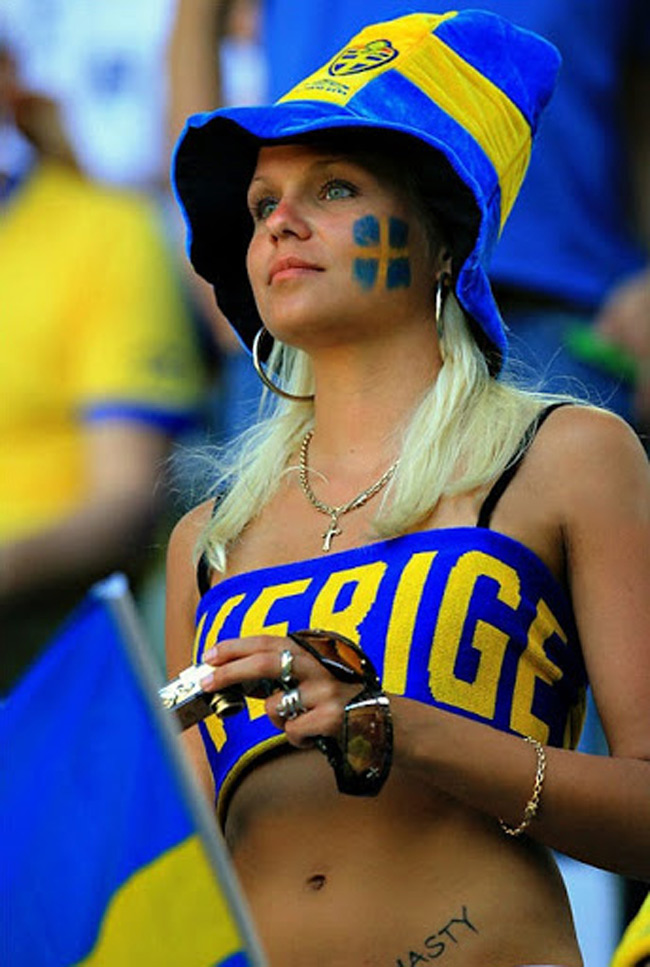 Đội bóng Thụy Điển thêm sức mạnh nhờ những cổ động viên nhiệt thành này.