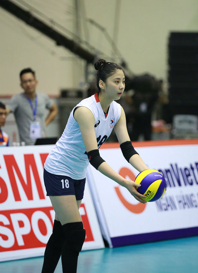 Ngắm Thu Huyền và dàn "chân dài" gây sốt giải bóng chuyền U19 châu Á - 3
