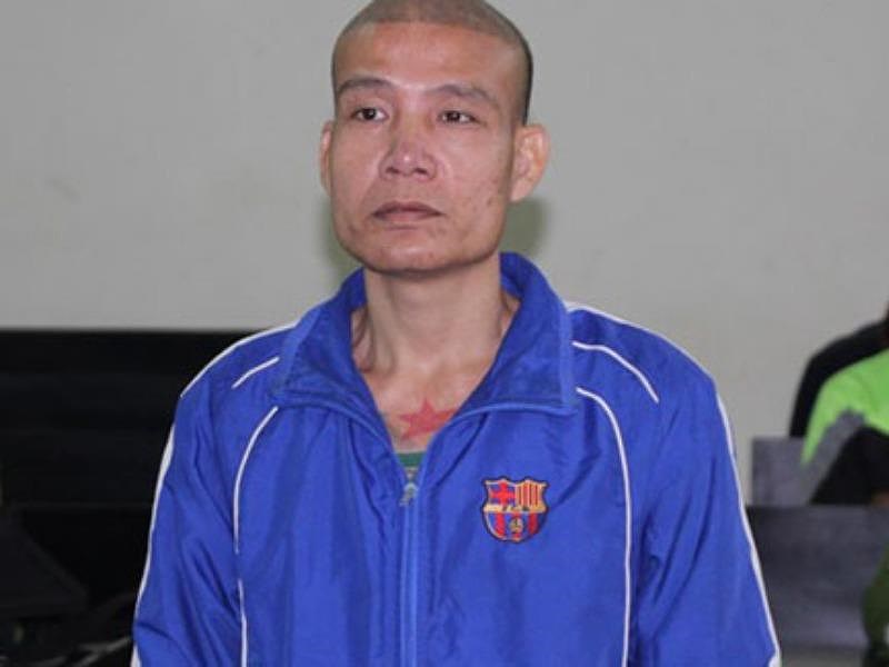 ‘Đại ca’ thủ dao lam liên tiếp rạch mặt bạn tù - 1