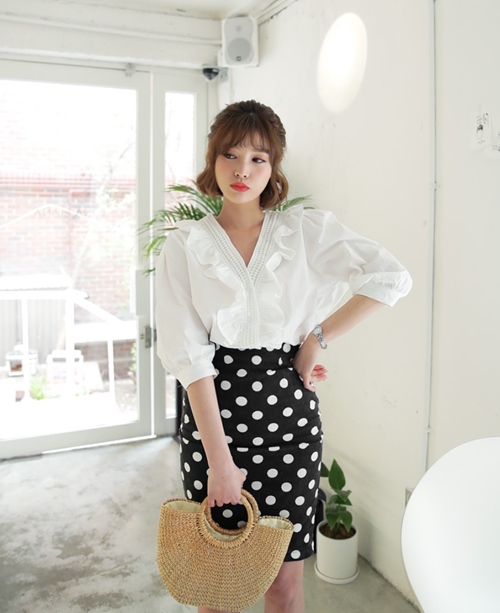 Học cách mặc đồ công sở cực xinh của “thư ký Kim” - 9