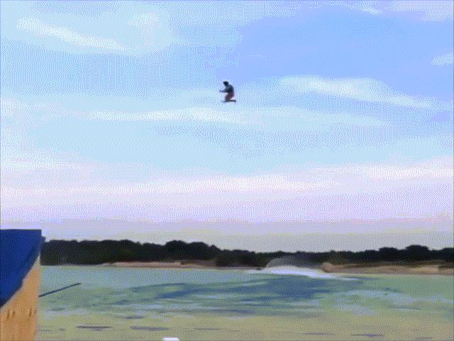 Media - Trải nghiệm cảm giác bay "lên trời" không cần bảo hiểm