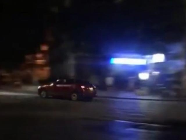 Tạm giữ tài xế Mazda 3 rú ga náo loạn Hồ Gươm trong đêm