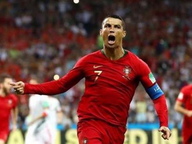 Bóng đá - Ronaldo "Vua không tuổi": Tốc độ nhanh nhất World Cup, biến De Gea thành trò hề