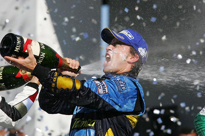 Đua xe F1, Fernando Alonso: Tấm gương luôn nỗ lực, không bao giờ bỏ cuộc - 3