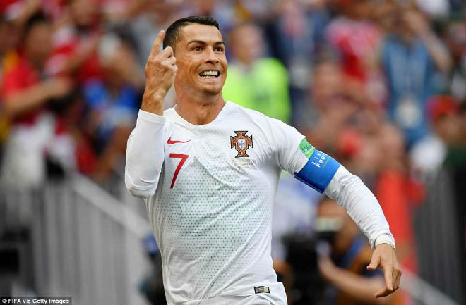 Chói sáng Ronaldo: Người hùng khiêm tốn, Bồ Đào Nha sợ Nga - 1