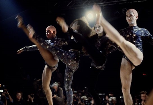 11 khoảnh khắc khó quên trong lịch sử catwalk - 2