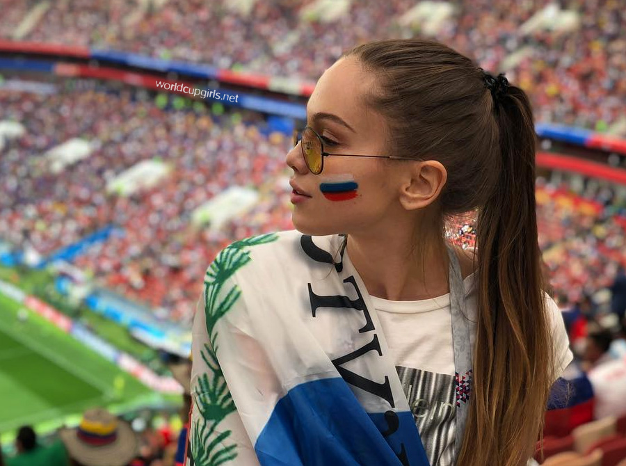 World Cup 2018: Những cô gái Nga tìm tình yêu với đàn ông ngoại quốc - 2