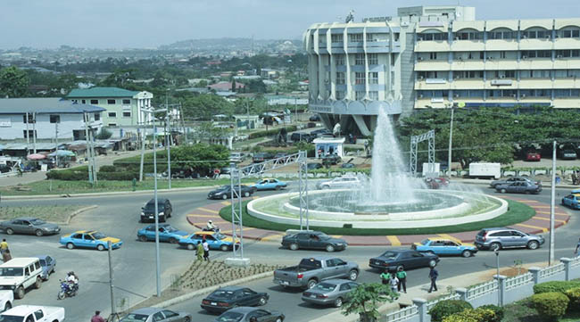 Ngoài những chiến binh &#34;cháy&#34; hết mình trên sân cỏ, Nigeria còn có những thành phố xinh đẹp này - 3
