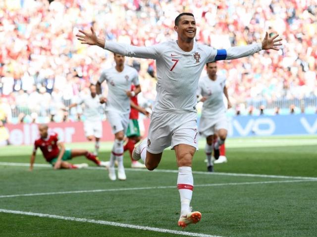Bóng đá - Tuyệt tác World Cup 2018 qua nét vẽ: Ronaldo, Coutinho đẹp từng cm