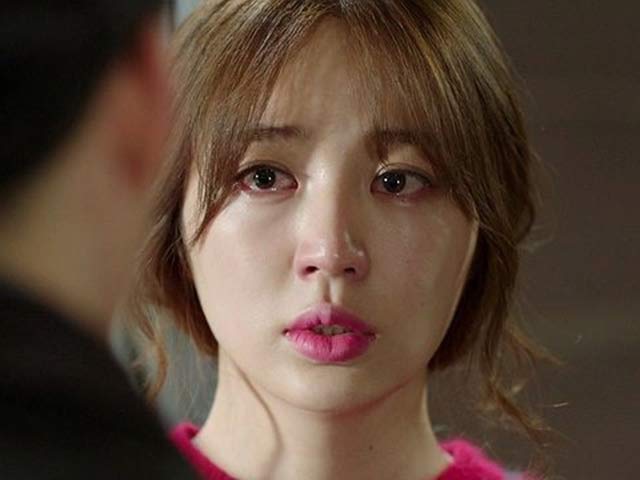 Bạn trẻ - Cuộc sống - 10 năm hy sinh, hết lòng vì gia đình để đổi lại chồng cặp bồ rồi đòi ly dị vợ