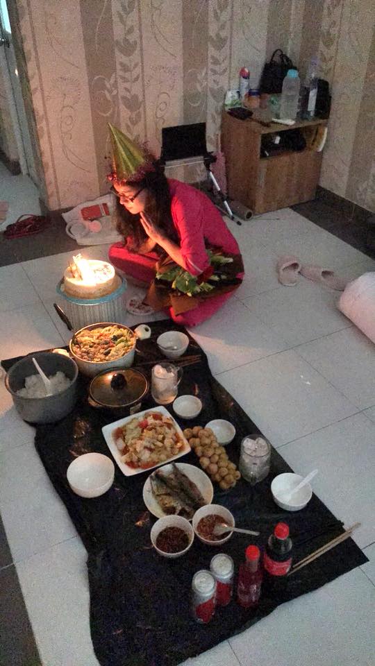 Mặc phục hồi điều tra, hoa hậu Phương Nga vẫn rạng rỡ, xinh tươi - 4