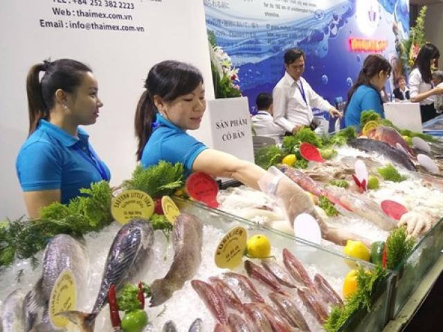 Thị trường - Tiêu dùng - Mỗi tháng người Việt chi gần 140 triệu USD nhập tôm, cá
