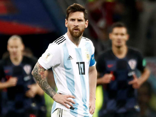 Argentina đá “chung kết” Nigeria: Messi đụng phải ”Hung thần cú đúp”