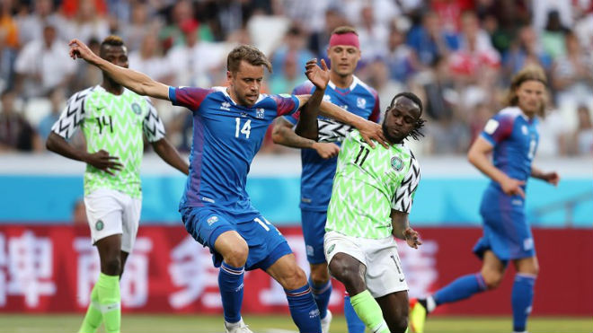 Bình luận: Đỉnh cao của bóng đá lực sĩ - 3