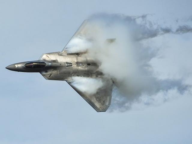 Thế giới - F-35 Mỹ và Su-57 Nga, tiêm kích nào ‘trên cơ’?